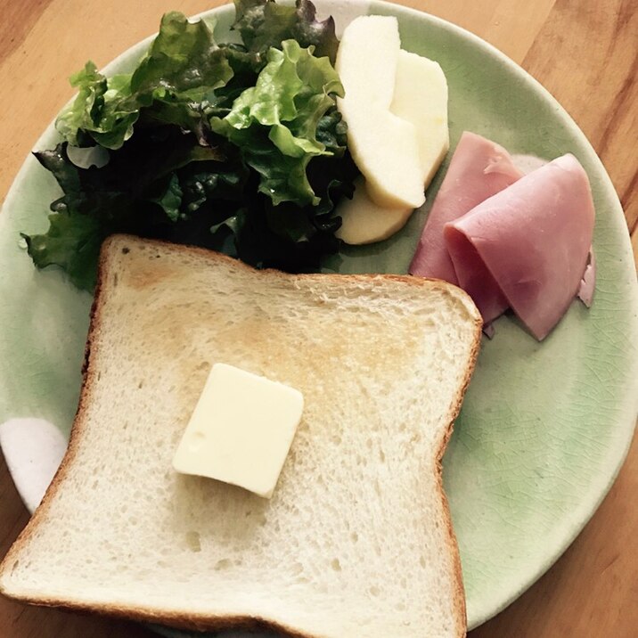 バタートーストとハム りんごの朝ごはん レシピ 作り方 By ボンド子 楽天レシピ バタートーストとハム りんごの朝ごはん レシピ 作り方 By ボンド子 楽天レシピ
